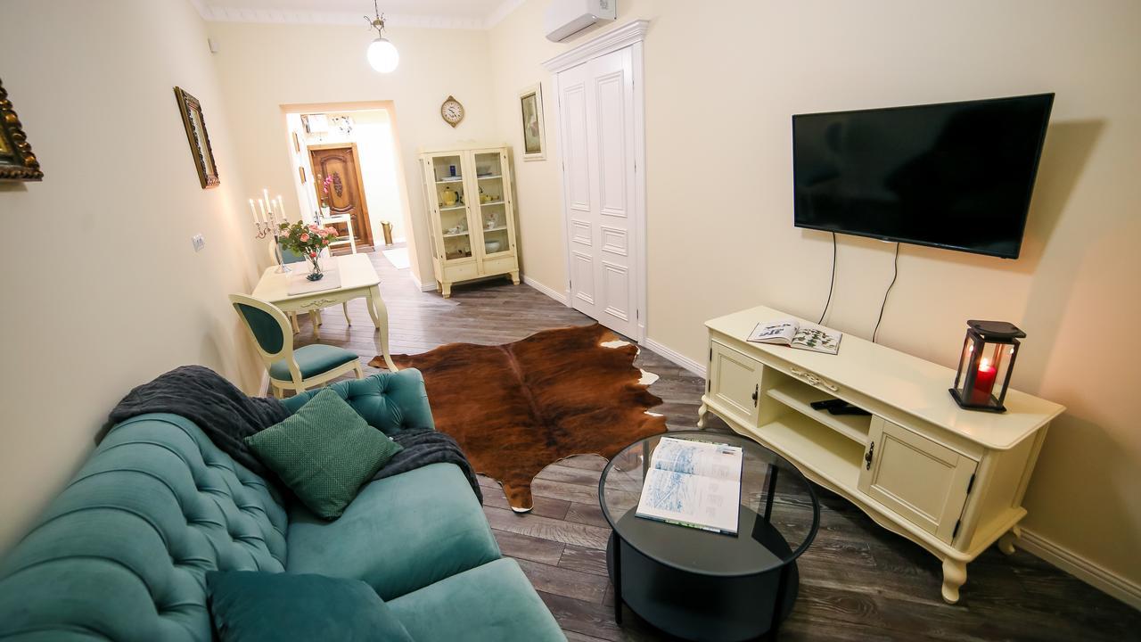 Franco Luxury Apartment Lviv Exterior photo