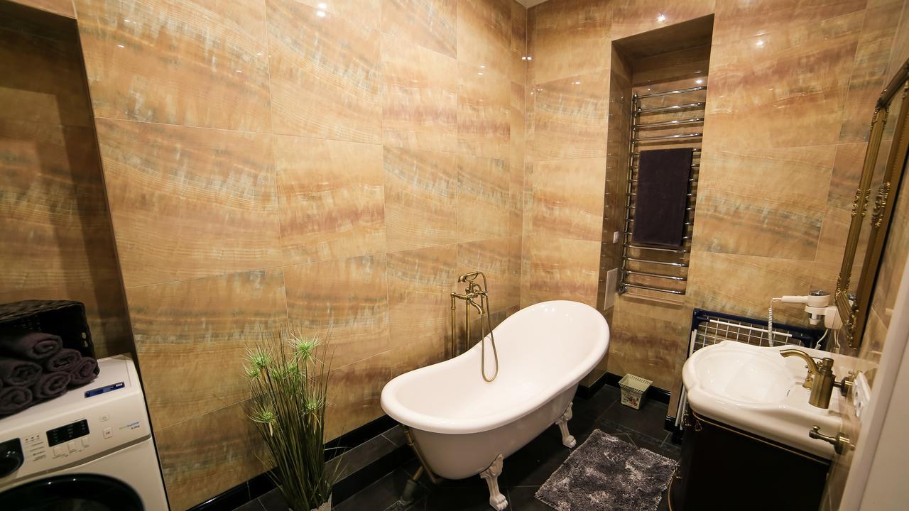 Franco Luxury Apartment Lviv Exterior photo