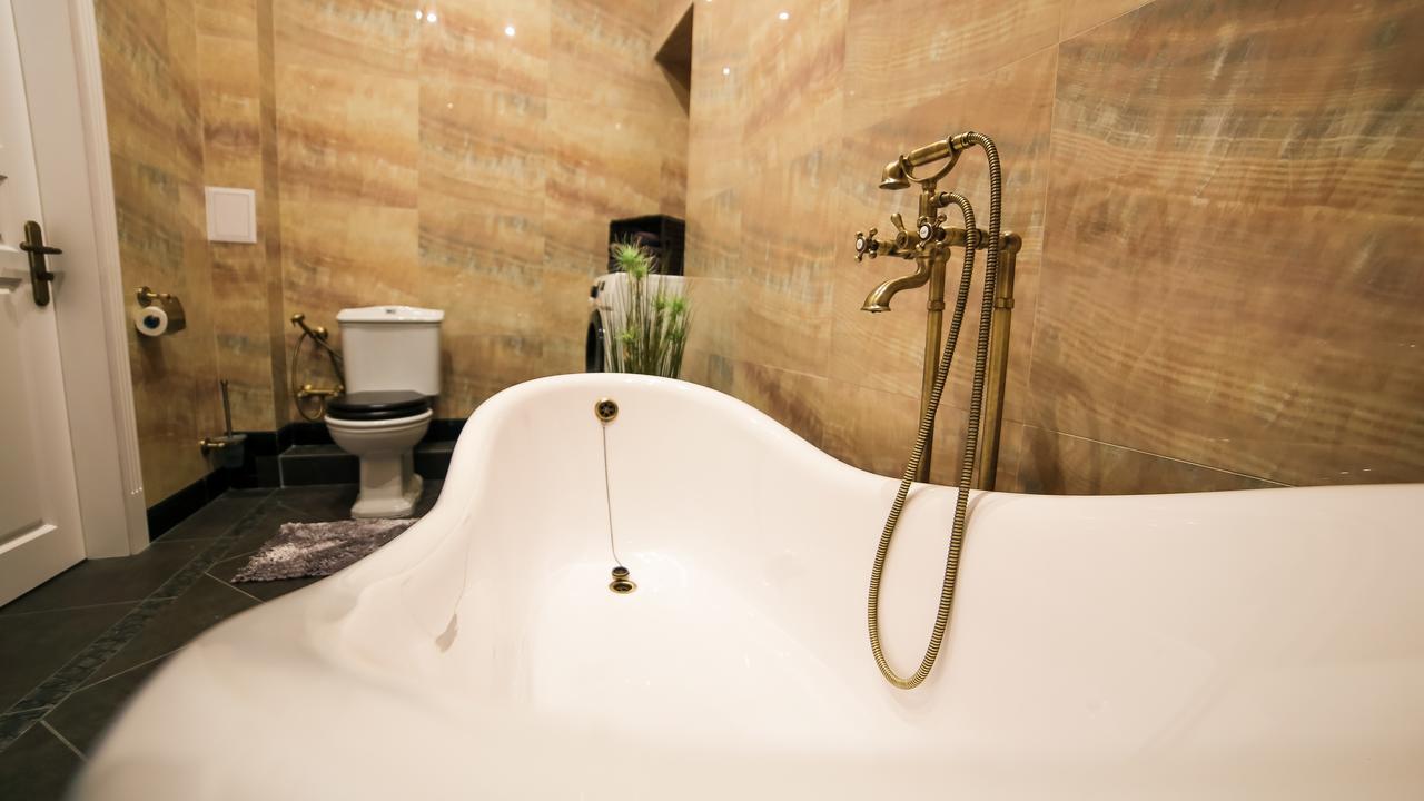 Franco Luxury Apartment Lviv Exterior photo